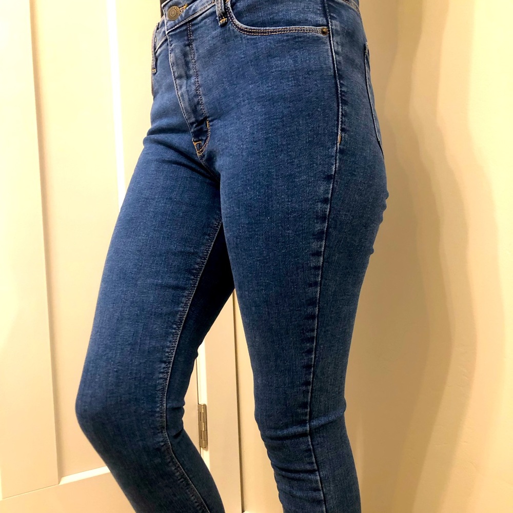 Size 4 Old Navy blue jeans